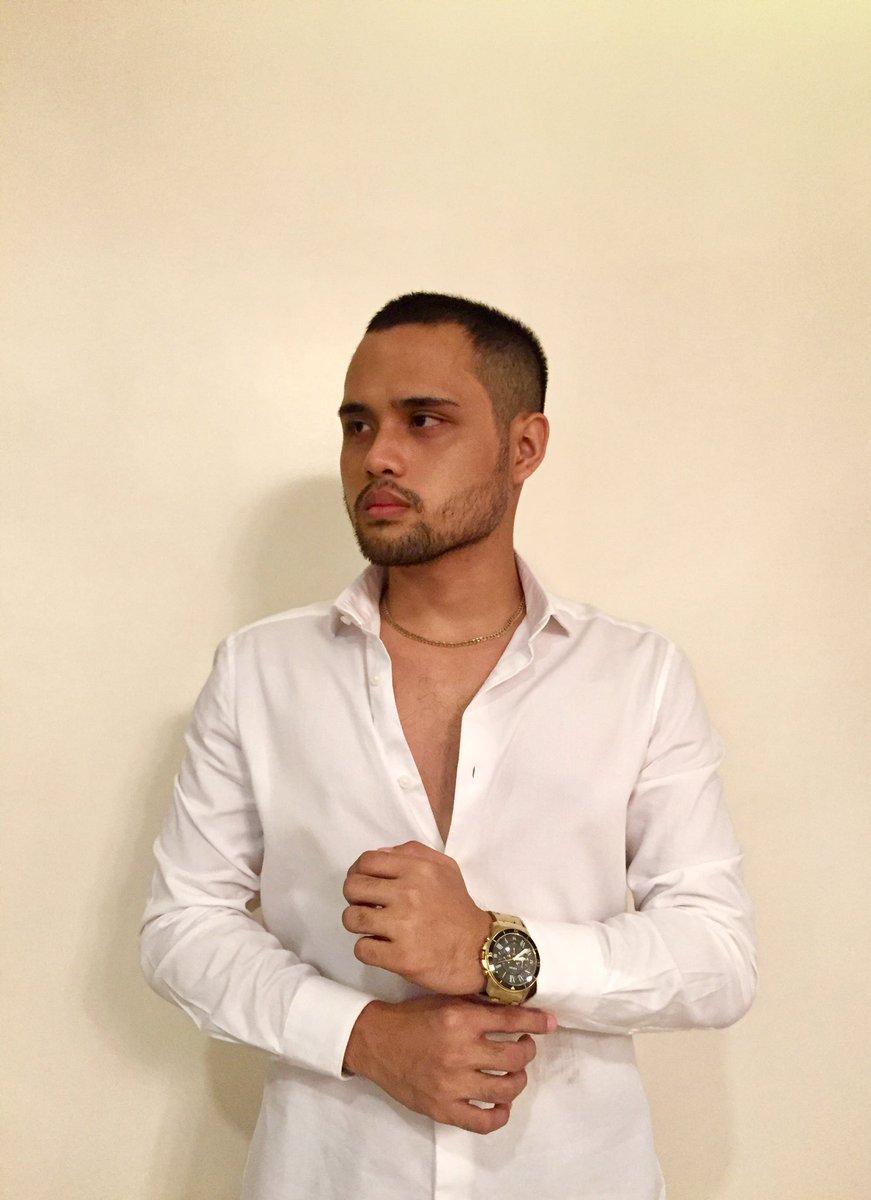 aky6900's tweet photo. #NewProfilePic https://t.co/xe0Z1hotpH