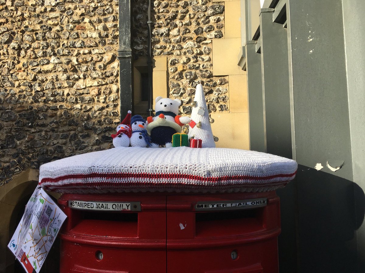 MarmiteJo's tweet photo. Some great Christmas postboxes around #StAlbans #polarpost https://t.co/YWvAyF9trt