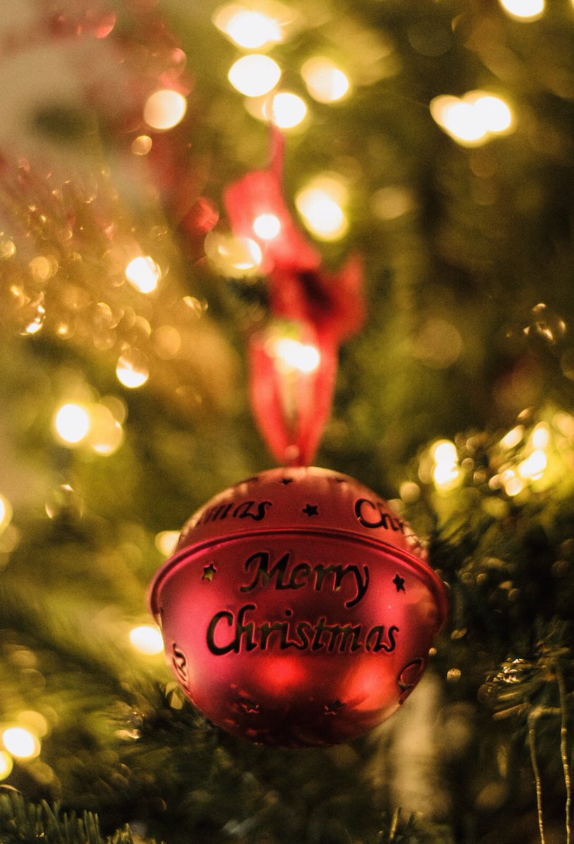VerlaineDiane's tweet photo. On this #ChristmasEve Day:

Let us celebrate this period remembering those who need a hand, those who are still facing the grave dangers of conflict, instability and all forms of violence. 

Let our thoughts, work and actions be in solidarity with each others. 

#MerryChristmas https://t.co/kDrpWt7Zgo