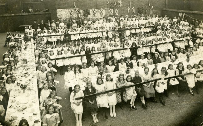 Images from the archives norfolkinworldwar1.org/2018/12/24/ima…