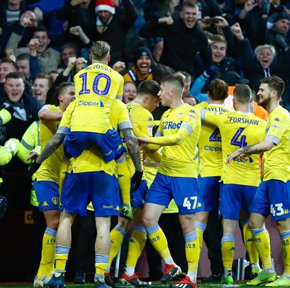 32Red's tweet photo. Fantastic to see Leeds United top of the Championship table for Christmas!

For every one of the last 10 years, the team that's been top of the Championship on Christmas Day has been promoted... https://t.co/OxiduSeHVx