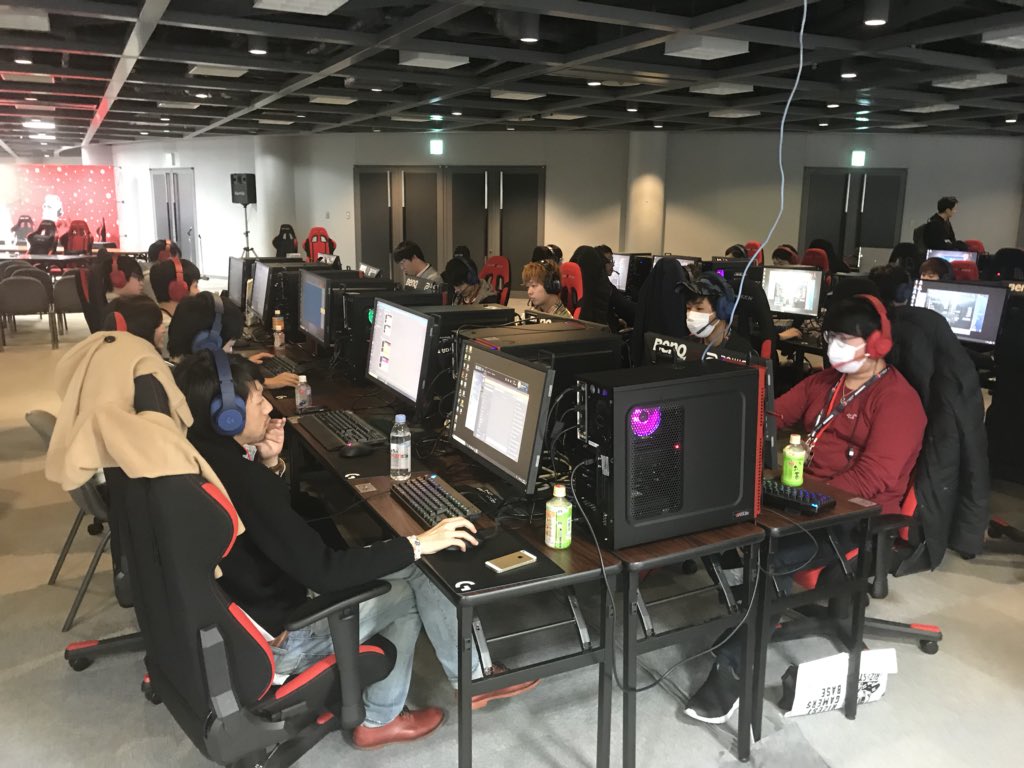 dxracerjapan's tweet photo. RGB 3日間イベント無事終了🙌
運営の皆さまおつかれさまでした👍
Merry X’mas 🎅🎄🦌🎁
#RGB2018 https://t.co/WsfCGPhcT2