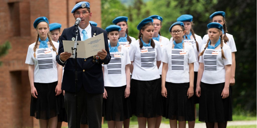 UNGeneva's tweet photo. Looking back: the UN Peacekeepers' Day 🇺🇳 ceremony at UN Geneva in May.

👉More 2018 📷 highlights:  https://t.co/boXjH7SUfV https://t.co/AZvhSS11gQ