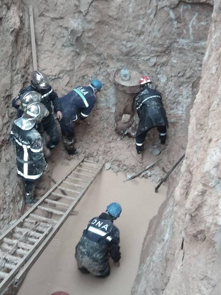 radioalgerie's tweet photo. #عياش_محجوبي
Mort cruelle de #ayache Mahdjoubi à #Msila : l’échec de l’opération de son sauvetage compliquée par un terrain difficile et une remontée constante d’eau
https://t.co/XKbo8lUavF https://t.co/azq6hGr22L