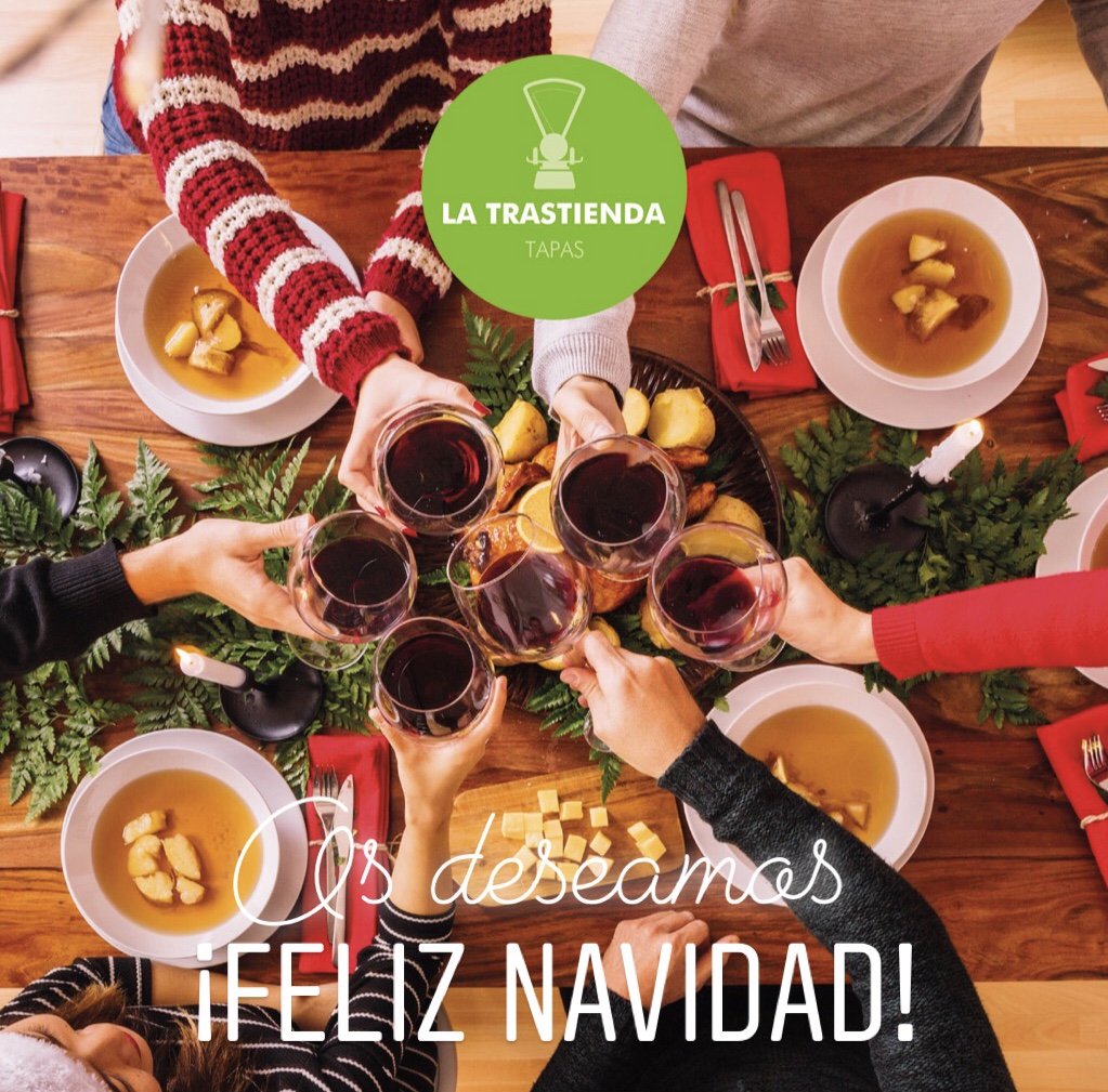 No hay mejor lugar para celebrar estas fiestas que alrededor de una mesa en compañía de los que más quieres... Todo el equipo de La Trastienda os deseamos🎄¡¡¡FELIZ NAVIDAD!!!🎄