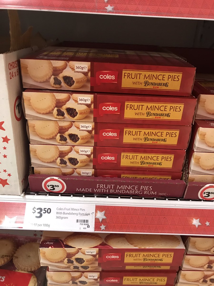 Ungallant's tweet photo. Nailing the last minute run to th' shops 👌 Yes thank you I will take all of these. https://t.co/5issRnL3LE