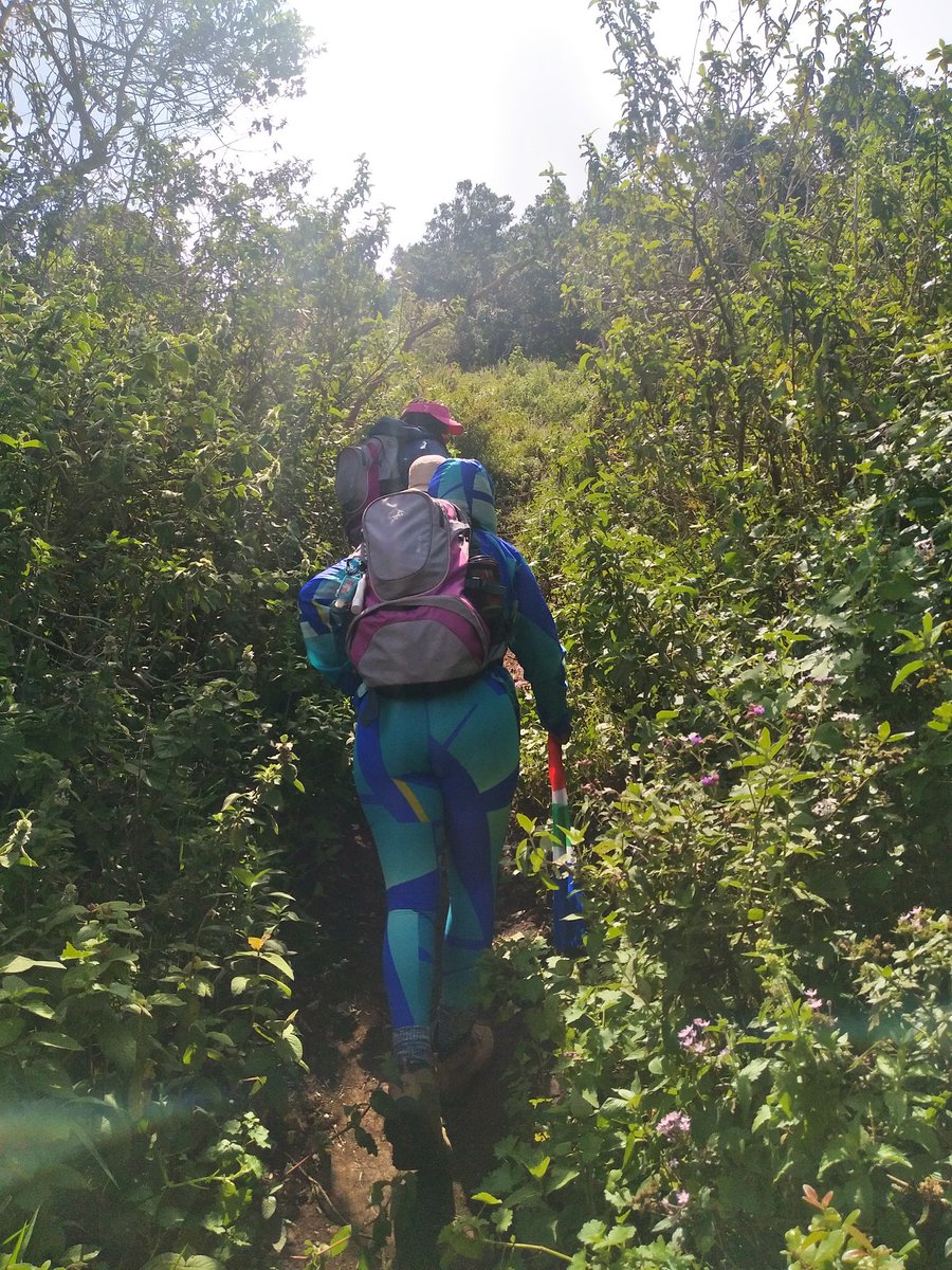 BlackCase_Girl's tweet photo. This is how we started our morning....hiked up Ngong Hills....#wehike #kenya... #comeletshikesa #travelbloggers #hikingadventures https://t.co/AXGo1Xp5d6