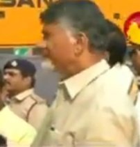 ShailajaReddi's tweet photo. Telugu drama party
డిస్నీల్యాండ్.. వండర్ల్యాండ్.. స్నోల్యాండ్. ఇంకా చెప్పాలంటే హ్యాయ్ల్యాండ్! వినోదం కలిగించే ఈ వింతలోకంలో కాసేపు విహరించడం వరకు బాగానే ఉంటుంది. బయటకు వచ్చాక తేరుకుని ఈ లోకంలోకి వస్తాం. ఇప్పుడు వీటి సరసన ‘వెల్కమ్ గ్యాలరీ’ కూడా చేరనుంది.
#welcomegallery https://t.co/tH5Kx1vkos