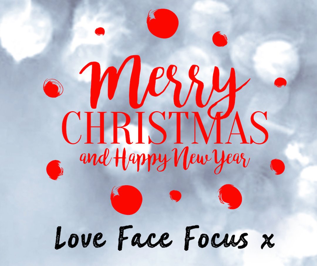 face_focus's tweet image. Merry Christmas everyone!  #facefocus #aesthetics #lashes #massage