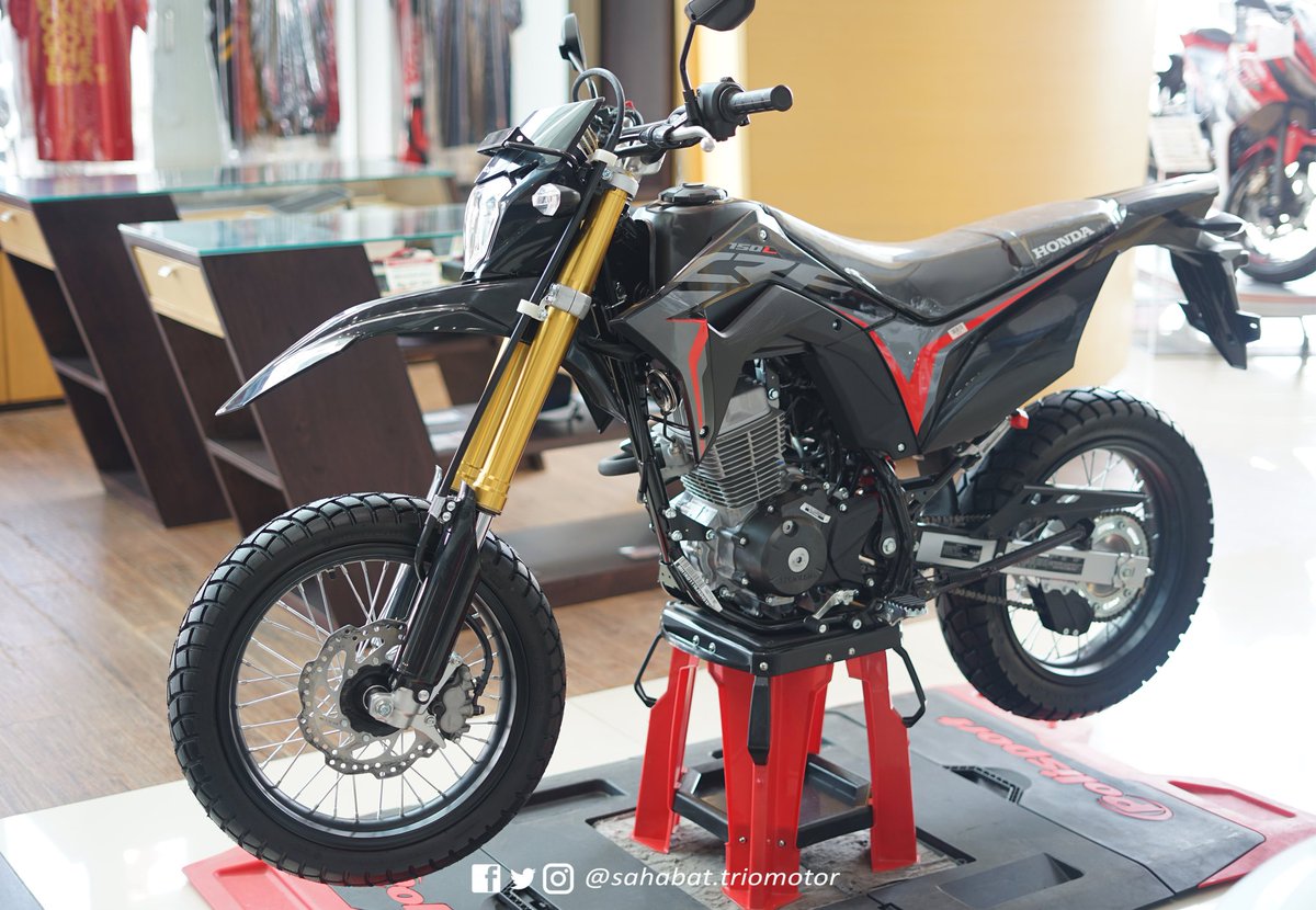 Sahabat Trio Motor Twitter Favorit Mimin Honda CRF 150L Yang Udah Di Modif Pake Ban Supermoto Feel Nya Ngegrip Abis Deh Pokoknya Brosis Kamu Bisa Dapetin Di Dealer Honda