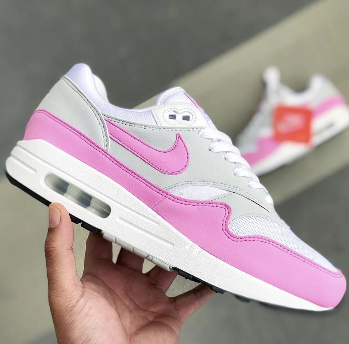 air max 1 psychic pink