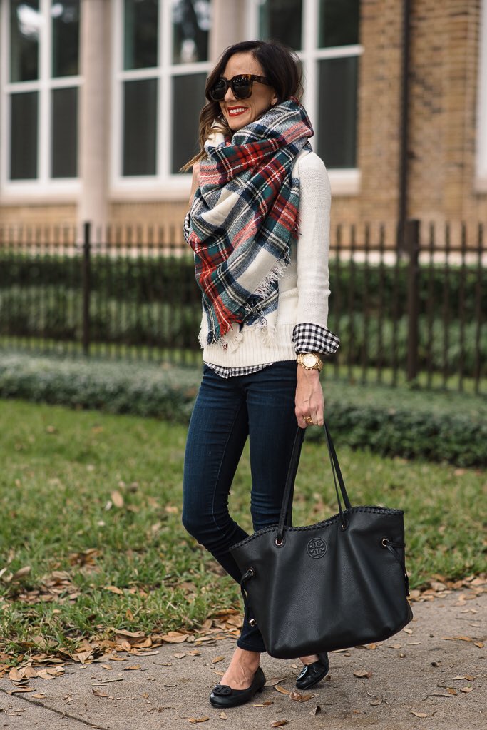 got_flats's tweet photo. #flats #ootd #gotblackflats19 #gotburch #toryburch #flatpop #gotflats19 https://t.co/8qRbV70Fgx