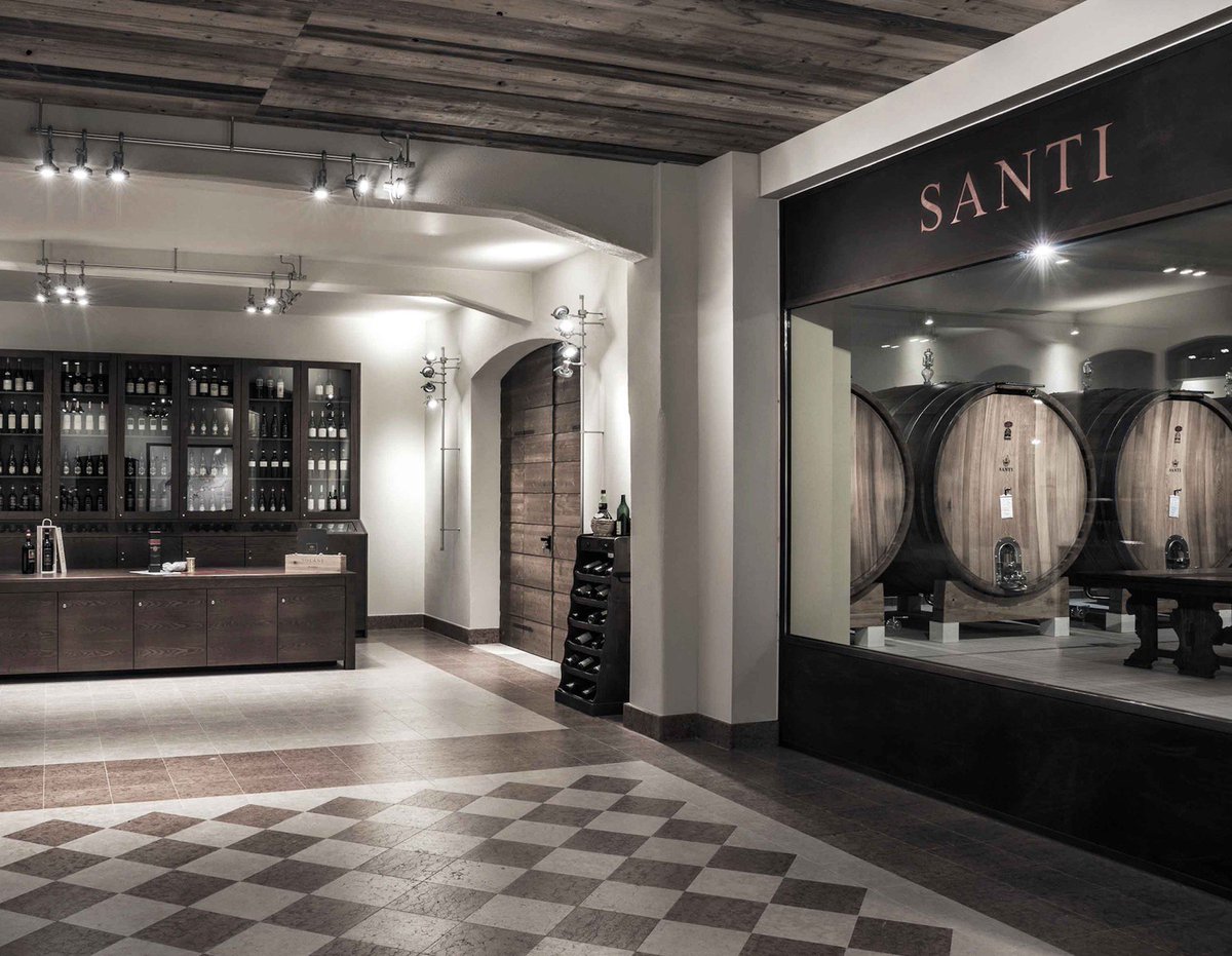 HANGARtaste's tweet photo. #HangarDesignGroup signs the branding project that includes the interior design of the winery and headquarters of #Santi, a historical wine producer that has been working in the heart of Valpolicella since 1843. #wineryproject #hangartaste >> https://t.co/U9fVfybJqC https://t.co/touuPfUUwz