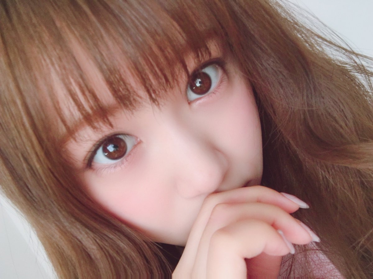 nogizaka46's tweet photo. 【ブログ更新 星野みなみ】 (￣^￣) https://t.co/QYb7n5SJhL https://t.co/Fj6sWWHws6