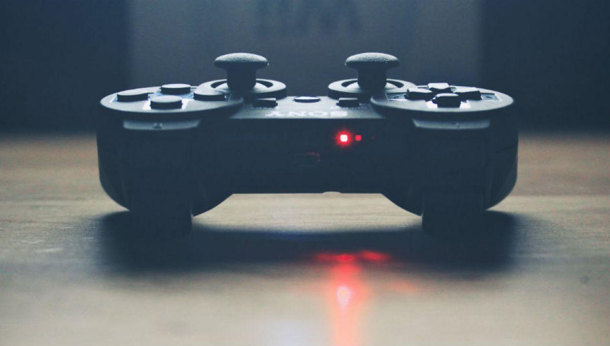 Slatefr's tweet image. Faut-il offrir des jeux vidéo aux enfants si c'est pour se plaindre après qu'ils y jouent trop? slate.fr/story/171420/j…