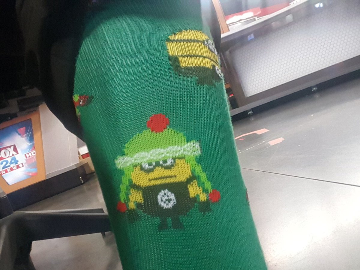 cfryenewsguy's tweet image. I had to break out the bow tie for Christmas Eve. The Minion socks &amp;amp; garnishment in the pocket square adds to the festive flair. Merry Christmas! #BowTieFlow #amnewsers