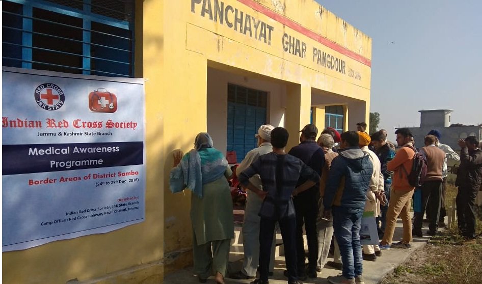 jkircs_official's tweet photo. Today a week long Health Awareness programmes were commenced by #ircsjk at District Samba for rural and Border areas. Around 100 people were provided free medical attention and medicines and also hygiene awareness were done among students. @IndianRedCross https://t.co/iDuDtVaGSW
