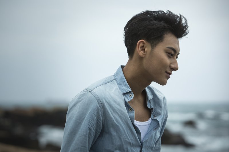 平成最後の(´∇｀)＜Merry☆christmas　圣诞快乐！］🍰🍾
  #夏19歳の肖像  #ファン・ズータオ #黄子韜 #タオ #映画 #チャン・ロンジー