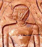 Check out her hairstyle. It created exactly the kind of mottled effect you often see in depections of the Sumerians, Iranians, etc. http://solarey.net/beautiful-west-african-women/ http://www.narmer.pl/dyn/aaen.htm#top https://www.mitologia.info/sumeria/criaturas/West Africa ca 1900; Sumeria; Herhor, the High Priest of Amun ca 1080 BC