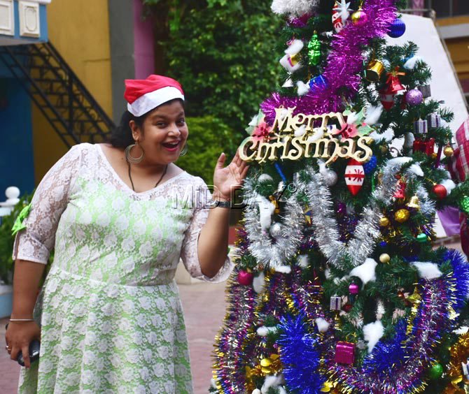 tmkocemag's tweet photo. Wishing all the #tmkoc fans #MerryChristmas and a prosperous new year 
#tmkocemag https://t.co/MvBqbUbdkn