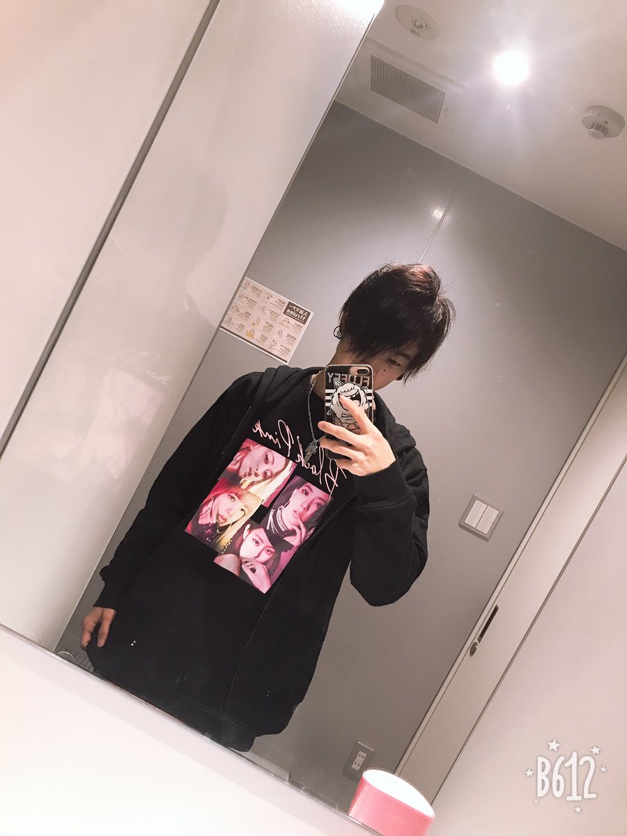 yuu_blink's tweet photo. 席最高やった、
みんなのサンタコス見れてもう死ぬかと思った。 https://t.co/zkqJktuNmj