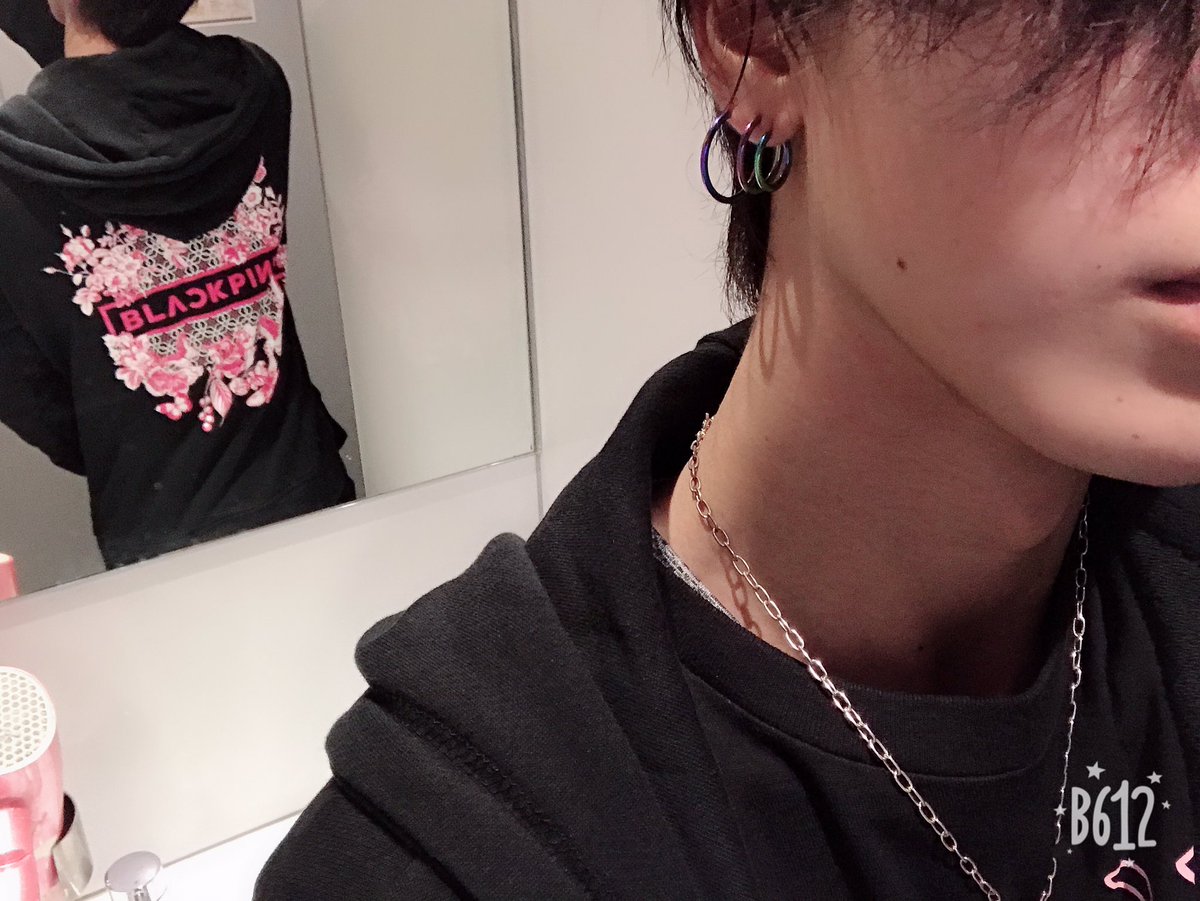 yuu_blink's tweet photo. 席最高やった、
みんなのサンタコス見れてもう死ぬかと思った。 https://t.co/zkqJktuNmj