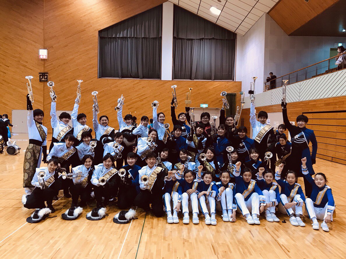 Anba_Trumpet122's tweet photo. DMF2018
ドリスカ アンバ ガーネット ナイツ 藤蔭高校 日ノ隈での30本を超えるトランペット(ソプラノビューグル)でのパチュコの演奏は爽快過ぎた🤤
色んな団体との交流が出来て幸せでした✨
ドリスカさんの声援本当に嬉しかったし会いたい人達にも会えてほんと幸せでした🤤
#DMF2018 https://t.co/sanBCYeVB5