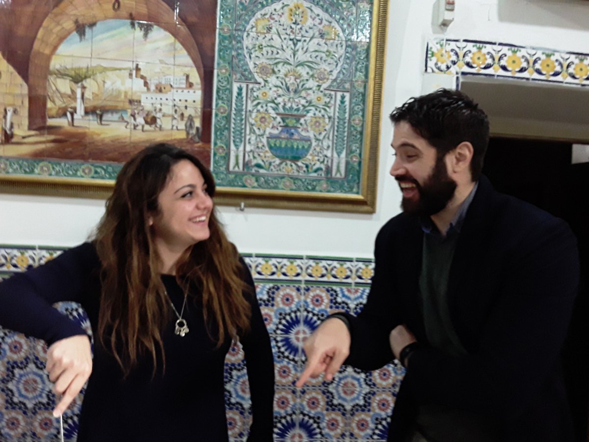 RadiaBoudissa's tweet photo. Mes cher(e)s ; 
Vous êtes les meilleurs collègues que je n'ai jamais eu 😍 💓💗💞

#Sara #Khaled #Radia #Nadjib
#CROSC
#Batik_International
#Nada https://t.co/66HsILG73H