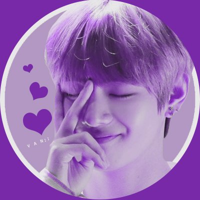 VanBangtanEdits's tweet photo. 💻.               Header | Profile pic
📱.                      I purple V
.                  #BTSedits @BTS_twt
Por si los desean usar en su cumpleaños.
        ( Si los usaste dame creditos )
                  ¡Regalame un RT! https://t.co/Twzw8iOguc