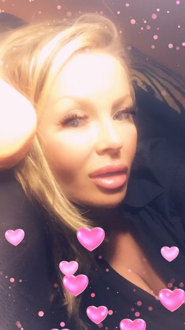 #joannabujoli #MerryChristmas2018 #MERRY_CHRISTMAS #MerryChristmasEveryone 😘😘😘🎄🎄🎄🍾🍾🍾 https://t.co/n2<a href="/tag/joannabujoli"class="tags">#joannabujoli</a><a href="/tag/merrychristmas2018"class="tags">#MerryChristmas2018</a><a href="/tag/merry_christmas"class="tags">#MERRY_CHRISTMAS</a><a href="/tag/merrychristmaseveryone"class="tags"><span>#merrychristmaseveryone</span></a>