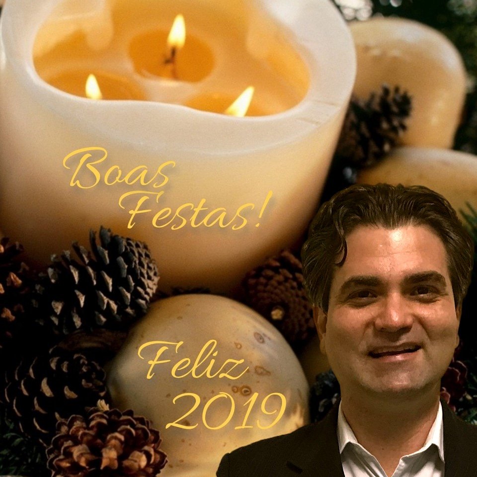 Final de ano chegando, só tenho a agradecer a vocês, meus amigos, pela jornada de 2018. Feliz Natal para você e sua família! Próspero Ano Novo. Muita saúde para todos. Vamos que vamos! Aquele abraço! #feliznatal #boasfestas #felizAnoNovo #próspero2019 #brasilia #brasília #Brasil