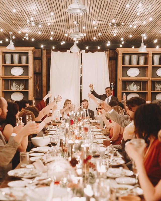 Happy Holidays to all those gathered around your table this season and those that are there in spirit! ---------
Every year I debate on which photo to share this time of year with holiday greetings and this one was just too perfect! Getting a good *toast… bit.ly/2CxtDU2