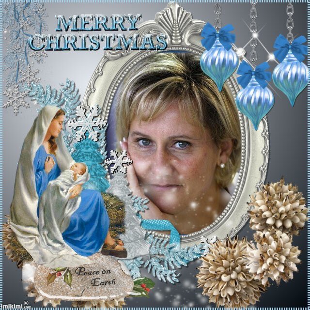 Moranoistes's tweet photo. En cette veille de #Noël⁠ ⁠, Génération #Morano vous souhaite un #JoyeuxNoël⁠ ⁠. Nos pensées particulières à ceux qui passent le #réveillon seuls, éloignés de leur famille, souffrants ou malades à qui nous leur dédicassons cette carte de voeux. https://t.co/RosDZEHhXa