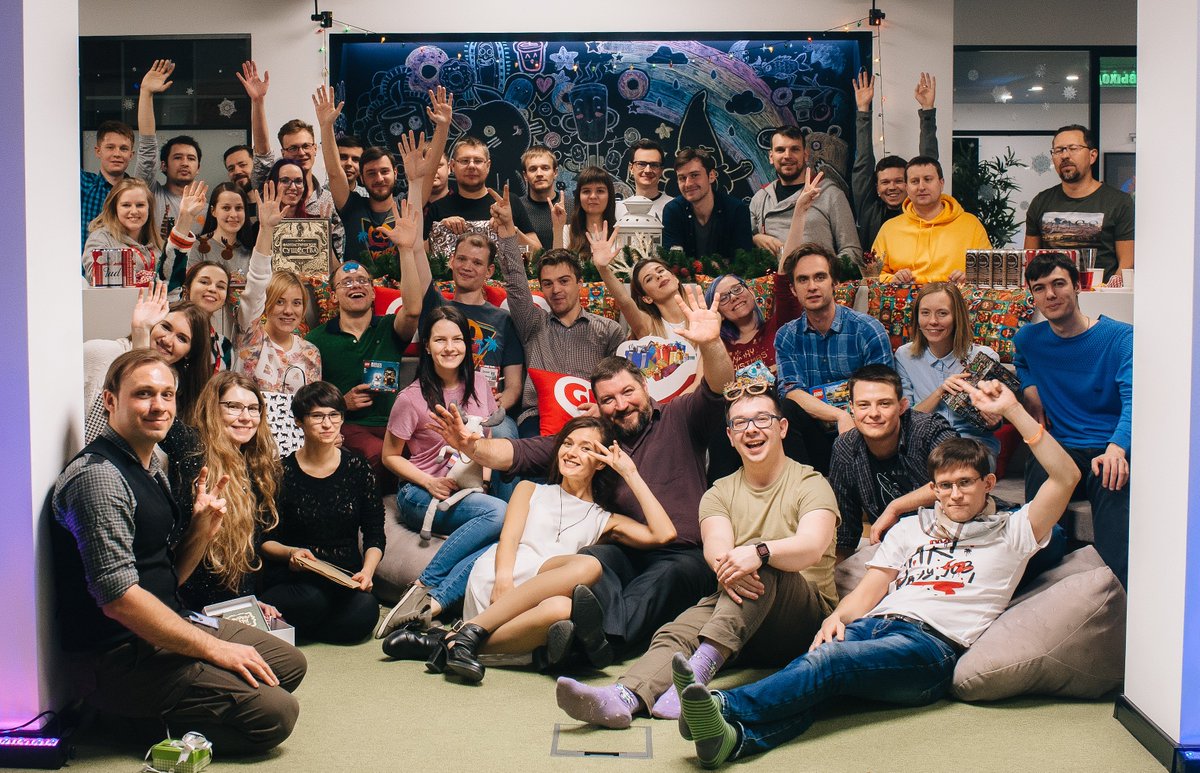 GoGameInsight's tweet photo. Work hard - party hard!
Во всех офисах Game Insight прошли уютные предновогодние вечеринки. Новогодние ёлки, Тайные Санты, подарки, огоньки гирлянд, свитера с оленями и прочей живностью… Словом, смотрите фото 🎅

#gogameinsight https://t.co/gtnePbI8sv
