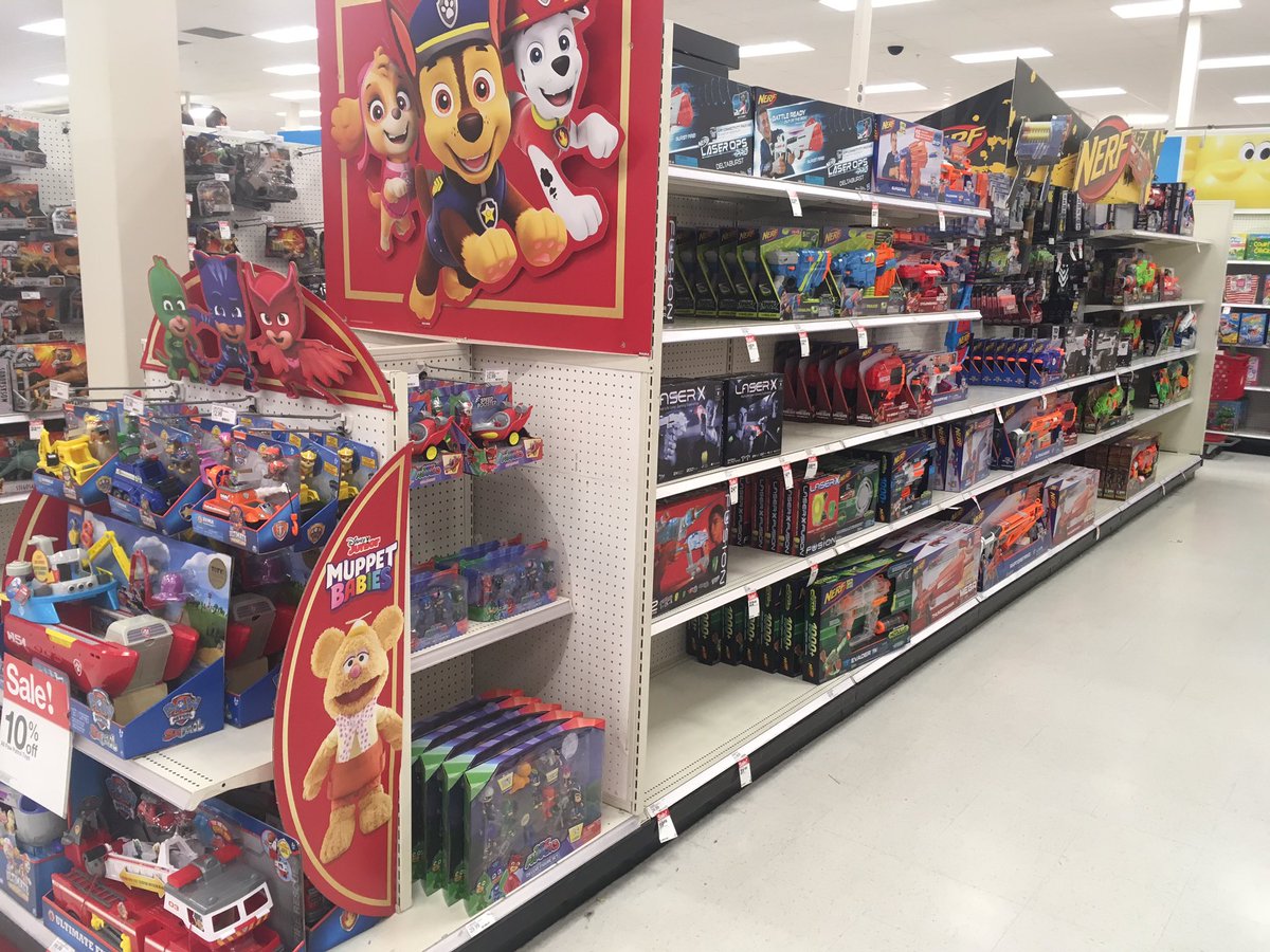 Merry Christamas Eve! 🎄Toys is full and zoned. On the floor or out the door. Great job team! #2715 <a href="/salamlazkani/">salamlazkani</a> @garadasimmons