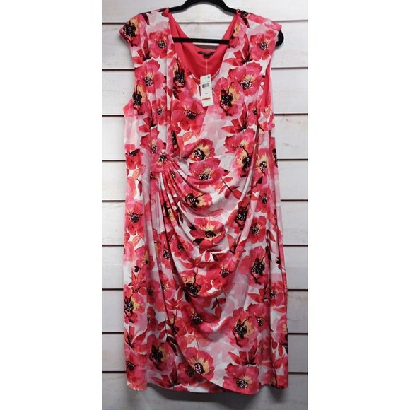 REPCAPinc's tweet photo. So good I had to share! Check out all the items I'm loving on @Poshmarkapp from @iqclothessavvy @lucyzcloset #poshmark #fashion #style #shopmycloset #connectedapparel #blueasphalt: https://t.co/vZA5selP51 https://t.co/mBsUSg5x8f