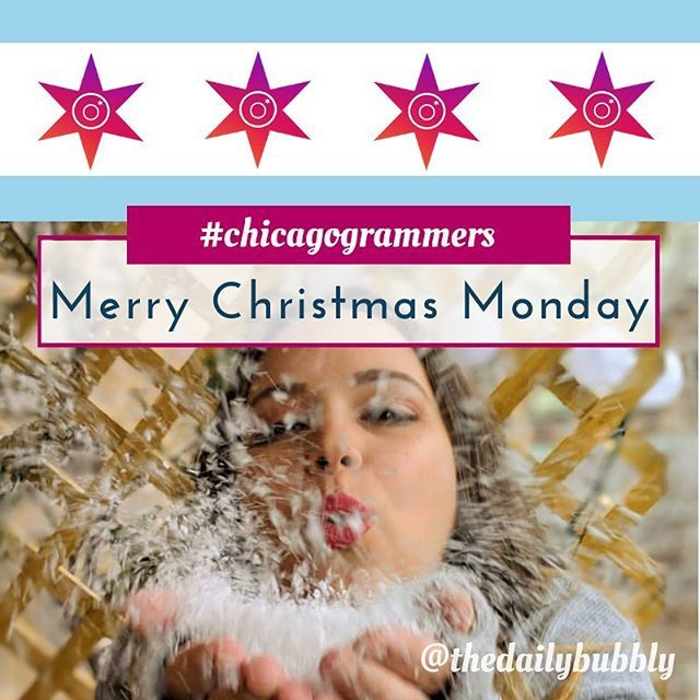 We are loving your festive posts and hope everyone is making the most of this holiday season! @thedailybubbly is literally blowing us away with the shot! #chicagogrammers #merrychristmasmonday bit.ly/2AayCs0