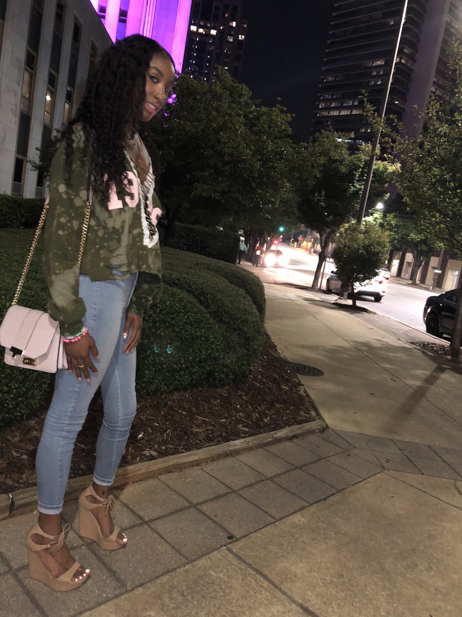 imprettymuchzae's tweet photo. #2018Top4 https://t.co/BlKJxTItyI