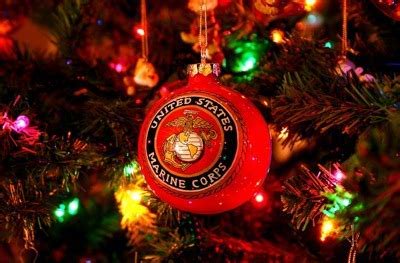 CabanaJane's tweet photo. Merry Christmas to all of my heroes who keep me safe! If you are sad about stuff this holiday season, just know that you aren’t alone and somebody loves you! #USMC https://t.co/XtZwuS7tW0
