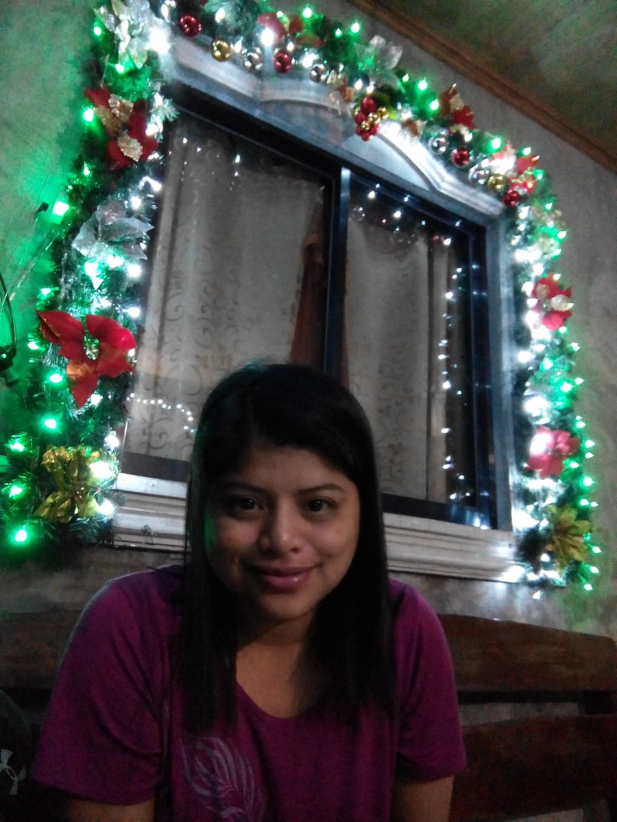 cheAnn019's tweet photo. I wish everyone of you are enjoying your Noche Buena right now. Malipayong pasko. Merry Christmas! https://t.co/hi8TKpffFb