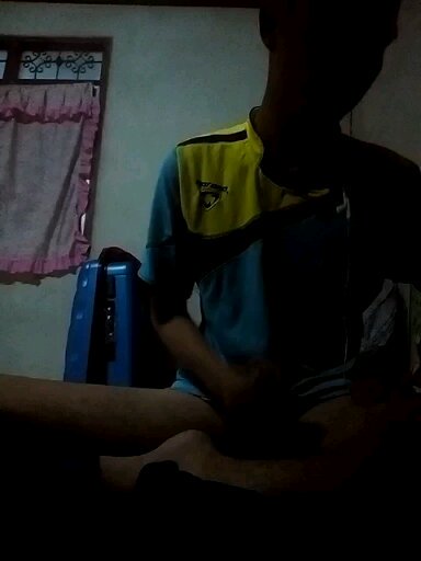 PongsaPu's tweet photo. ว่าวควยทหาร https://t.co/7zkx6WaEMq