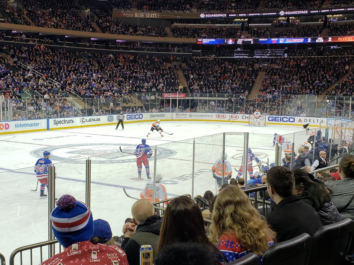 Great time at the Rangers game last night, thank you to Jayson <a href="/ZAGGdaily/">ZAGG</a> for the hookup!  How bout those seats <a href="/J_Gonzalez88/">Jonathan Gonzalez</a>