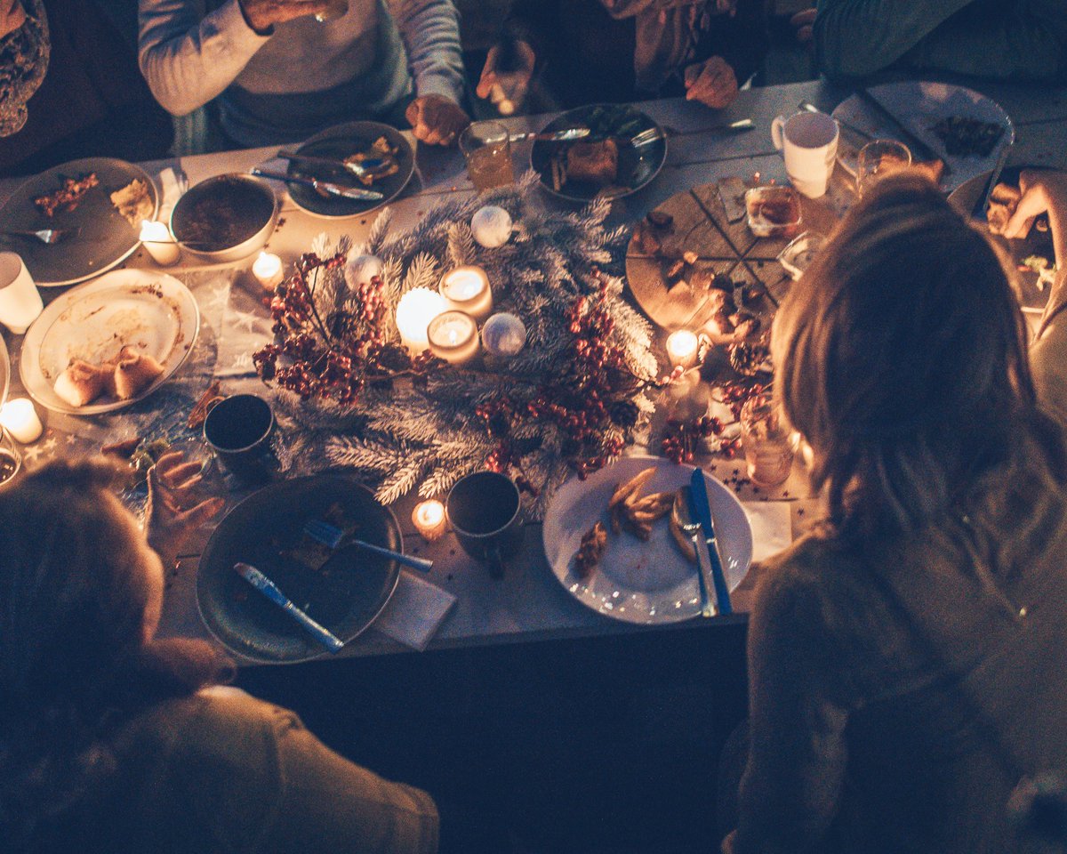 True friends never apart. Maybe in distance, but never in heart.
. 
.
.
.
@niido_nashville #airbnb #niido #rent #homesharing #vacation #resident #guestroom #niidonashville #niidoorlando #nashville #orlando #travel Our Locations: @niido_nashville @niido_orlando