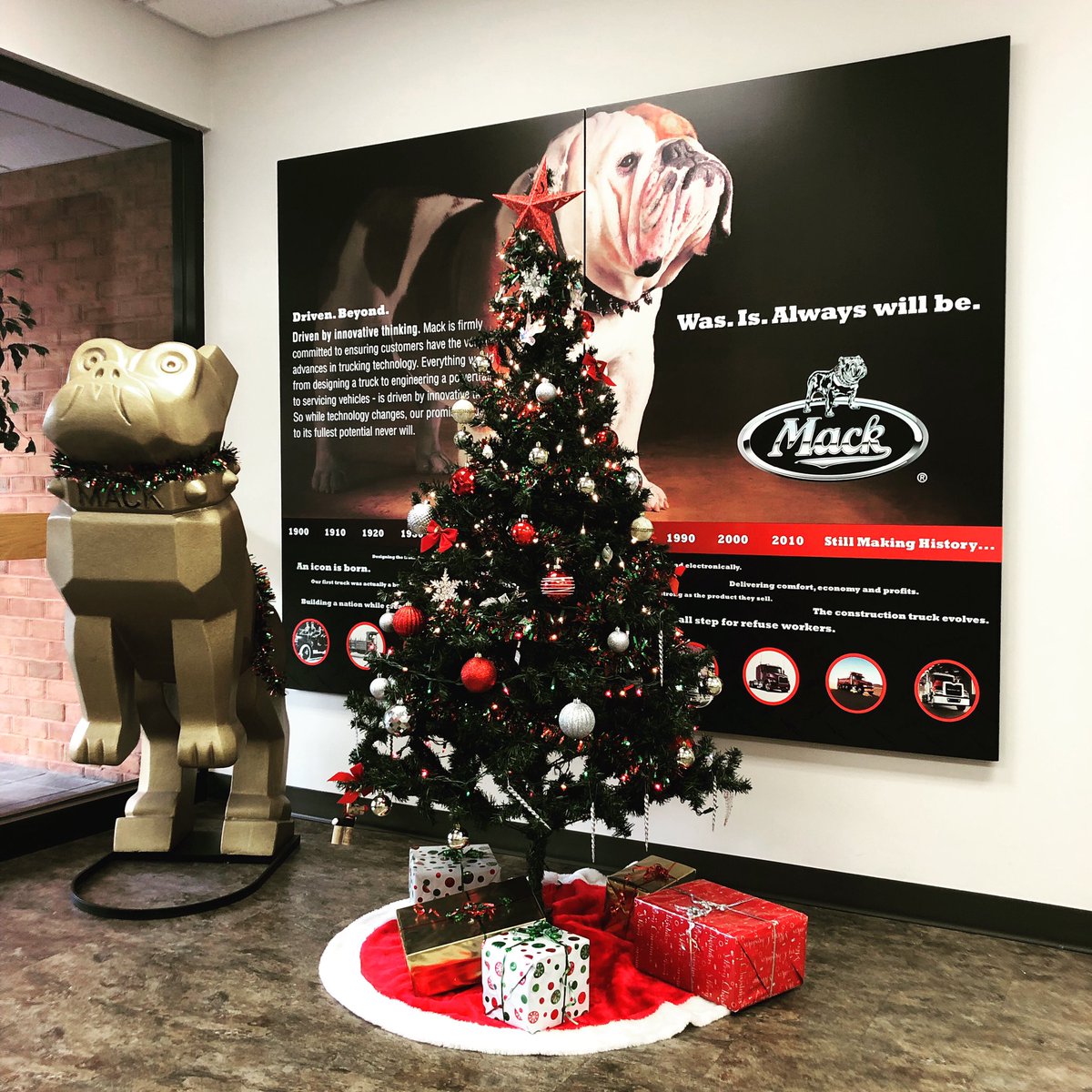 Merry Christmas and Happy Holidays from our family to yours!  We wish you all a safe and happy holiday season!