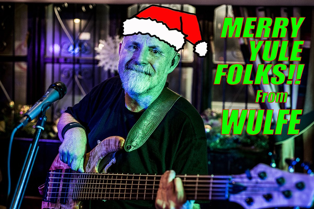 WulfeAdams's tweet photo. Yuletide Greetings to all you good Folk !!  #MerryChristmas https://t.co/pF1Koc5ZLm