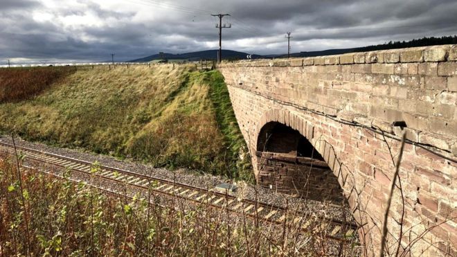 Christmas Demolition.

At least one demolition crew will miss out on the Christmas turkey, Queen’s speech, and another re-run of The Sound of Music this year, as a frail 170-year-old bridge is set to be destroyed.

Source:  ecs.page.link/if9M
