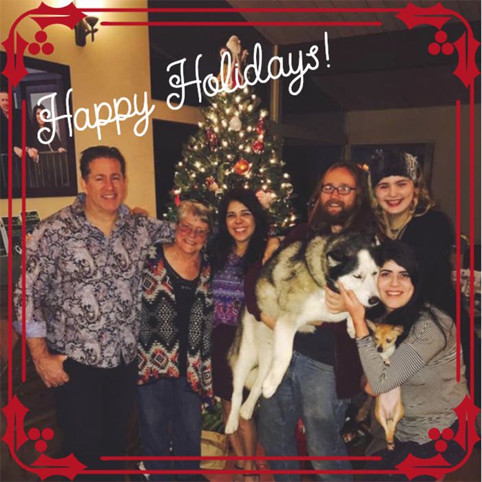 TeadoraBeauty's tweet photo. This holiday season, we hope that you spend some time with your loved ones, celebrating each other and enjoying the festivities.
From our family: Val, Tom, Giulia, Aidan, Sydney and the Teadora Team #teadora #teadorabeauty #happyholidays #beautywithacause https://t.co/rV3N5WJSuN