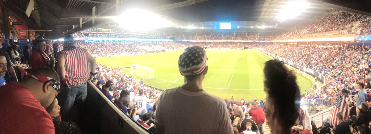 DigPhysics's tweet photo. @ussoccer_mnt @tyler_adams14 You’ll probably be happy when @A_LoLo12 moves to the Bundesliga as well, but does anyone ever think of @NewYorkRedBulls fans?😭 #NotASteppingStone🤧
The only thing that’ll make up for this loss in the center of our defense is a 2022 “total football” #WorldCup performance!⚽️🙏🇺🇸 https://t.co/bzz4QF53YS