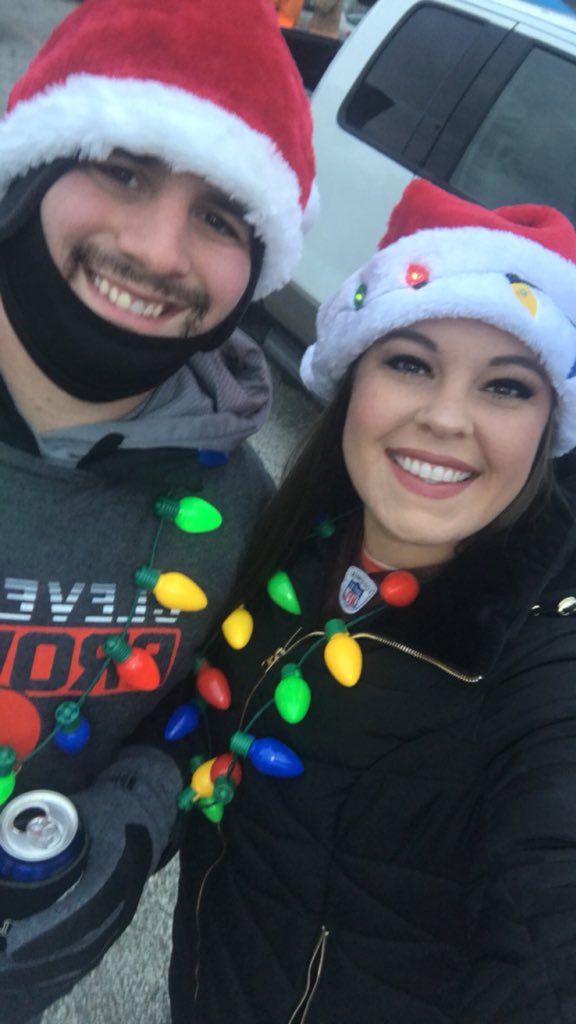 clam_12's tweet photo. #LetsGoBrowns #BakerBaker https://t.co/PpTDVZ6dUQ