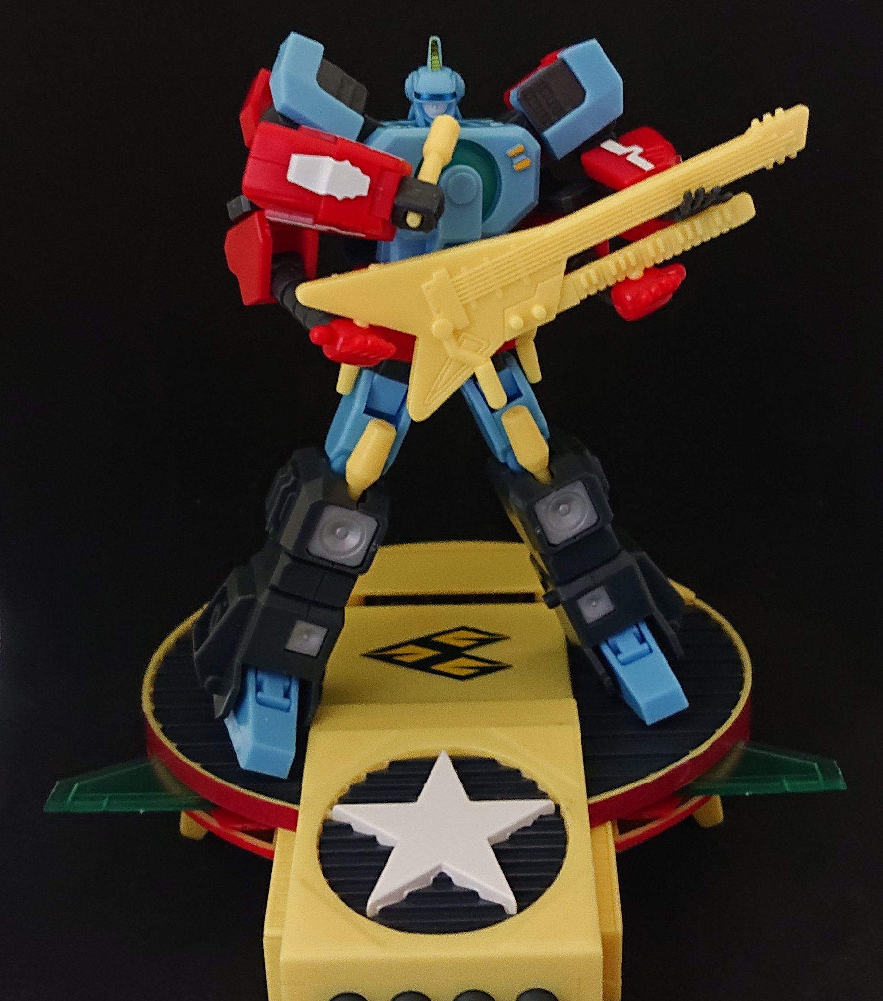 D Marvel ガンプラ マイクサウンダース13世 バリバリーン これで3800円 正直ゴウザウラーの方が良いと思うけど もう ガオガイガーへの愛だけでこのシリーズ揃えてる 笑 ガオガイガー スーパーミニプラ